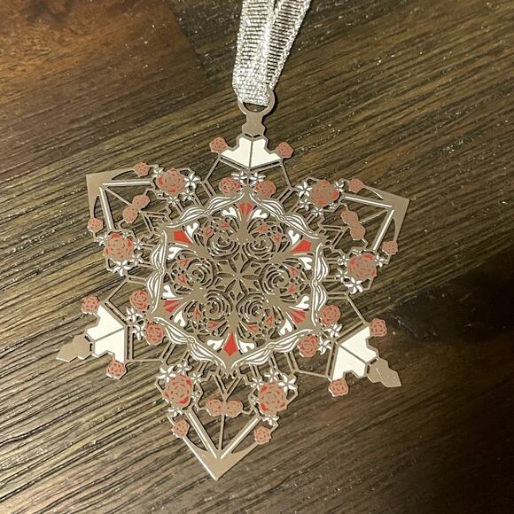 Illumicrate Afterlight Snowflake Ornament Christmas Tree Decoration Holiday - Picture 3 of 3